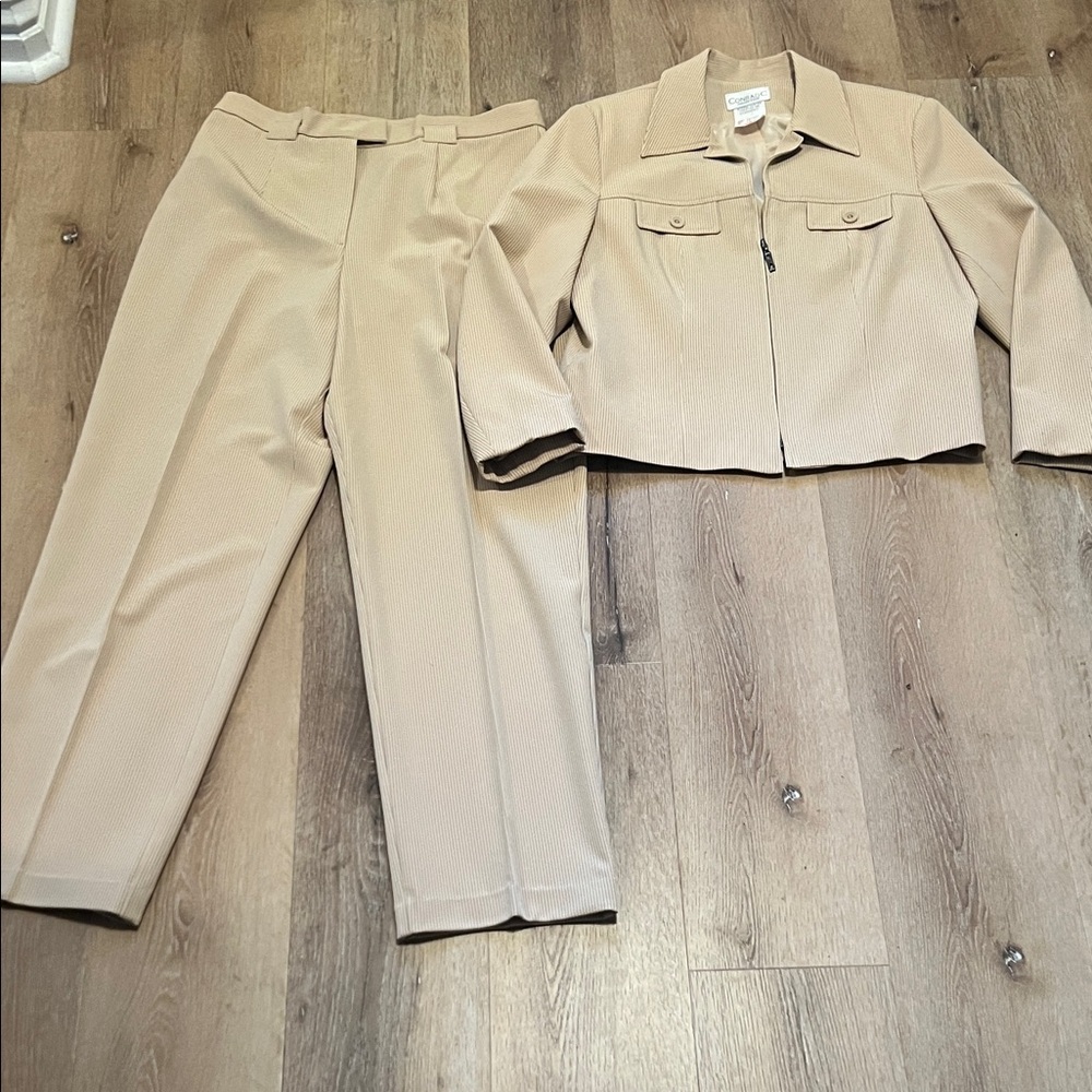 Conrad C Vintage Women's Tan Pants & Jacket Set light tan with grey stripes Sz 1